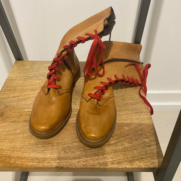Cole Haan Nike AIR Women’s boots - Picture 2 of 5